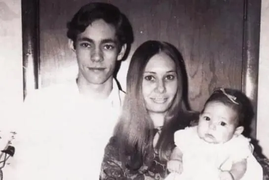 Little Melissa with her parents