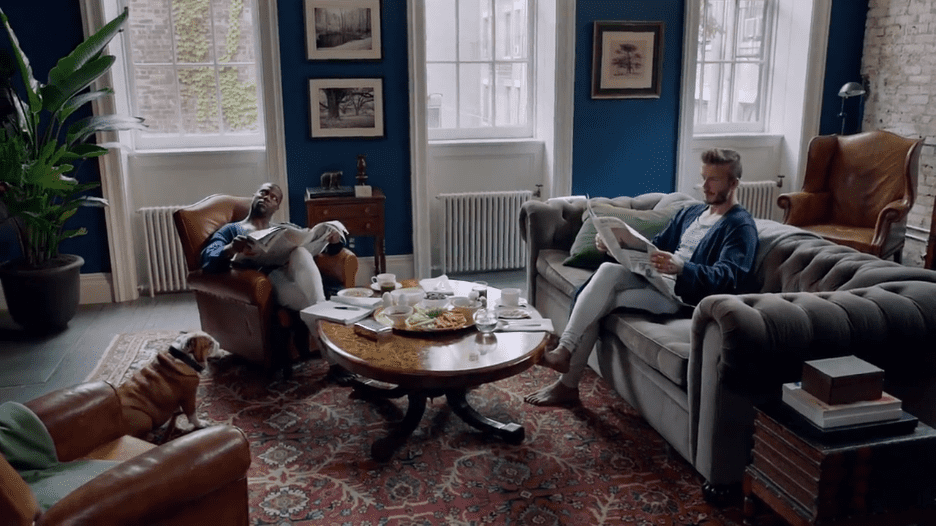 Kevin Hart and David Beckham shooting an H&M advert in Anderson Cooper's West Village home uploaded on September 28, 2015. | Source: Facebook/Kevin Hart