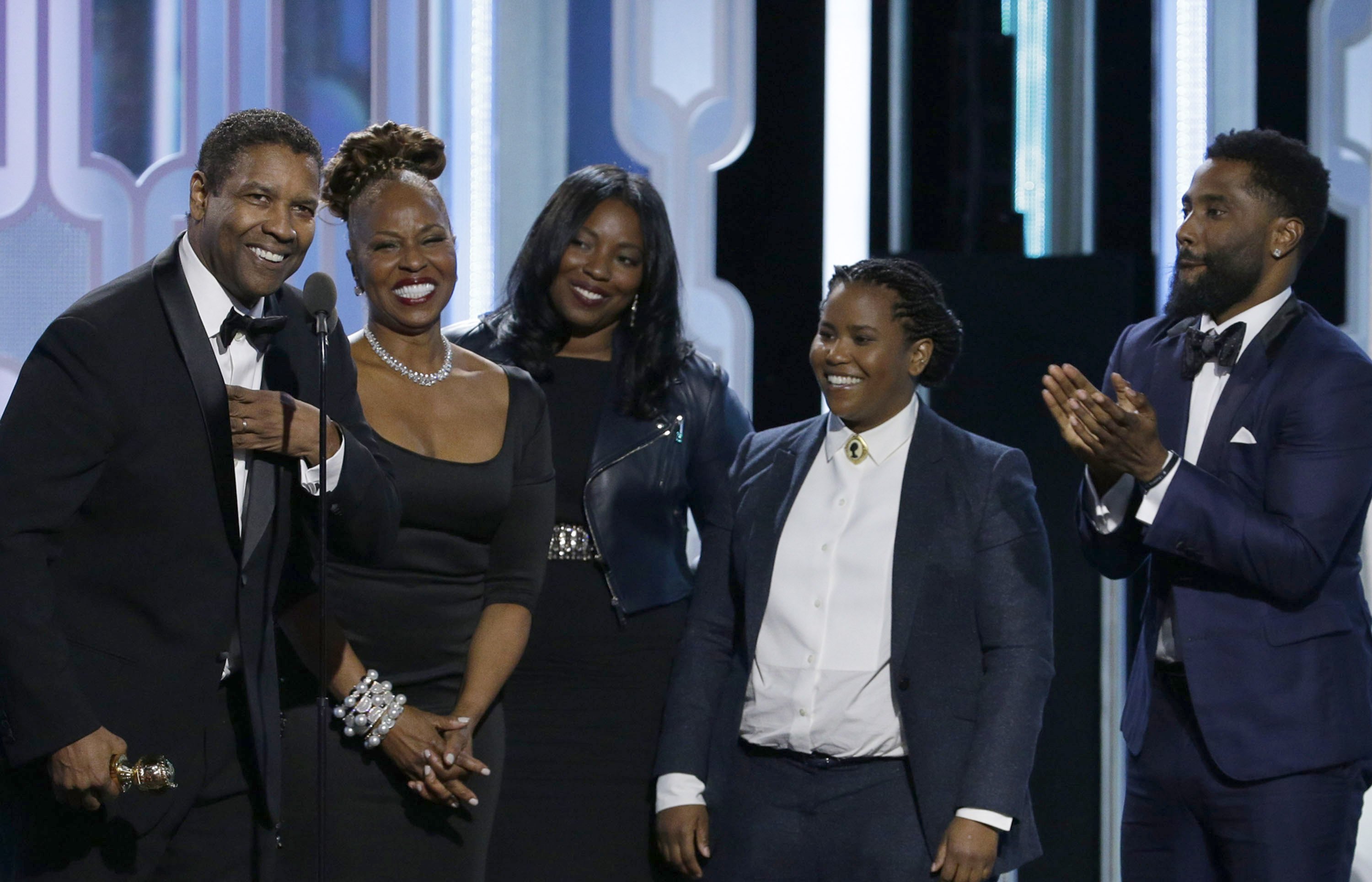 Denzel Washington at the Golden Globes in Beverly Hills with his family in 2016. | Source: Getty Images 