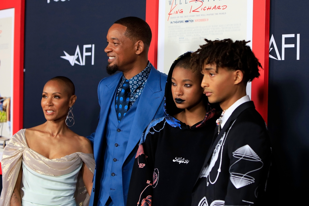 LOS ANGELES - NOV 14: Jada Pinkett Smith, Will Smith, Willow Smith, Jaden Smith at the King Richard Premiere at the TCL Chinese Theater IMAX on November 14, 2021 in Los Angeles, CA 