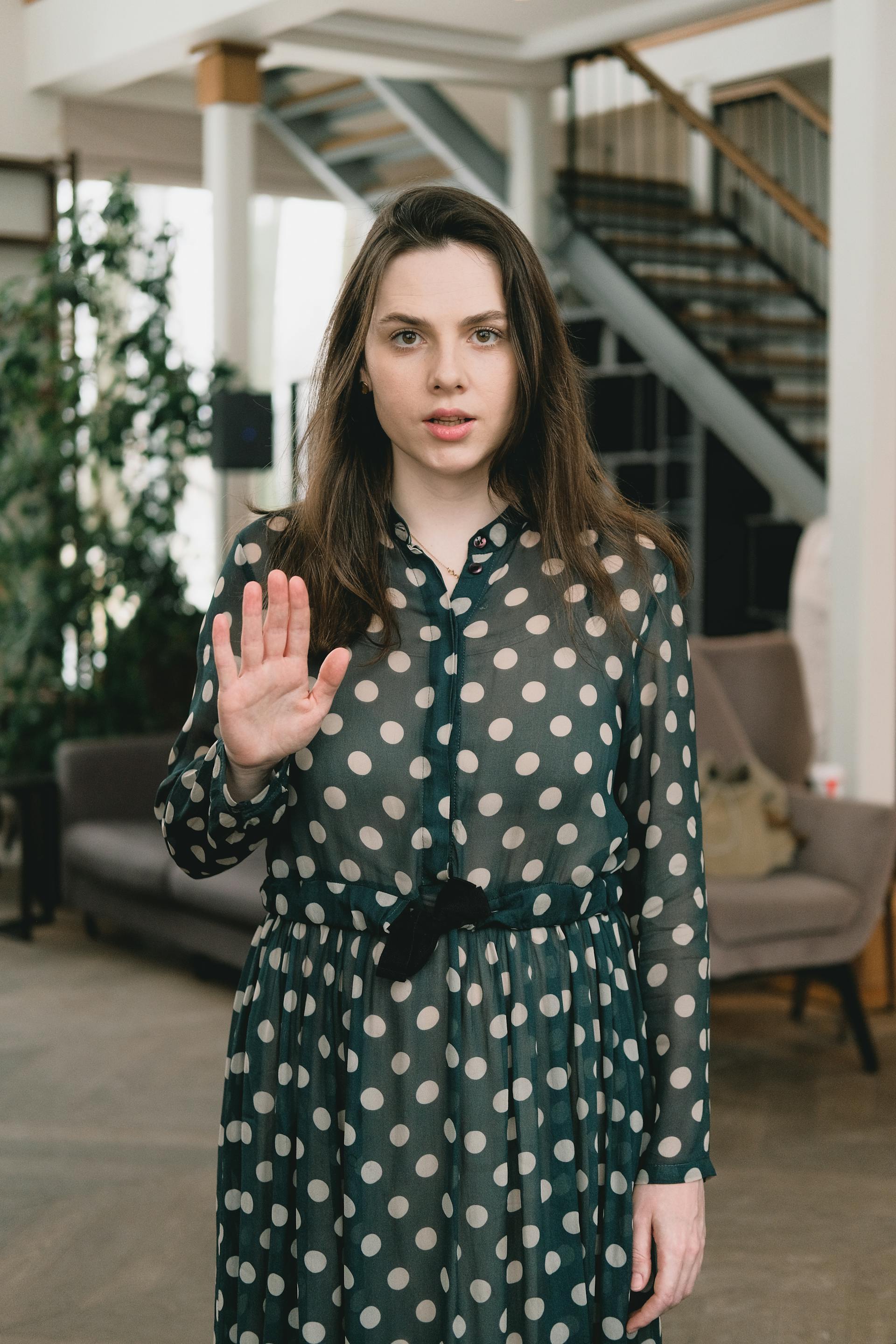 A furious young woman | Source: Pexels